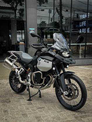 BMW F 900 GS ADVENTURE BMW F 900 GS ADVENTURE